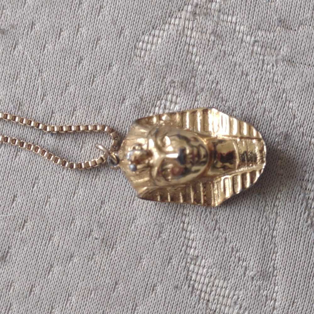 Pharaoh necklace